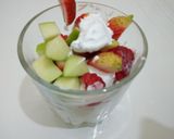 A picture of step 6 of Yoghurt Fruit Salad.