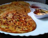 রাভা উত্তপম(rava uttapam recipe in Bengali) রেসিপির ধাপ 2 ছবি