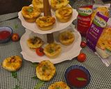 A picture of step 3 of Muffinizza (muffin+pizza).