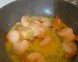 Foto del paso 4 de la receta: Camarones al ajillo y mantequilla