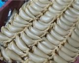 Foto langkah ke 7 dari resep Pastel Kering Kopong Tanpa Telur.