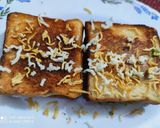 A picture of step 2 of Bombay Masala Toast.