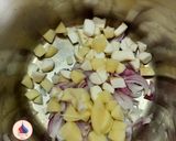 A picture of step 2 of Water chestnut Soup.