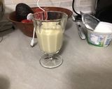 Foto del passaggio 2 della ricetta Smoothie con Yogurt Greco e Banana