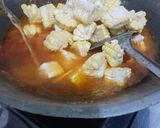 Foto langkah ke 4 dari resep Kerang Saus Padang (dengan jagung).