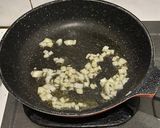 Foto langkah ke 1 dari resep Tumis Tuna Sawi Hijau.