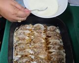 Gambar langkah 5 resipi Dumpling Daging Goreng.