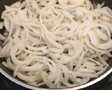 Foto del paso 2 de la receta: Calamares encebollados