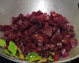 A picture of step 3 of Beetroot Curry.