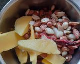 कच्चे आम और मूंगफली की चटनी(kachhe aam or mungfali ki chatni recipe in Hindi) रेसिपी चरण 2 फोटो