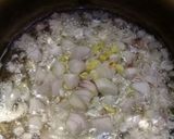 A picture of step 3 of Mash ki Daal.