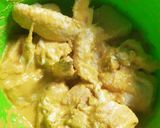Foto langkah ke 3 dari resep Pepes ayam kemangi pedas.