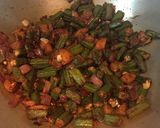 A picture of step 6 of Aloo Bhindi Fry.
