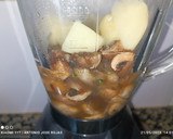 Foto del paso 5 de la receta: Crema de champiñones y portobellos con pollo