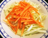 Foto del paso 5 de la receta: Coleslaw con Langostinos (Ensalada de Col)