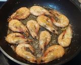 Foto del paso 2 de la receta Langostinos flambeados