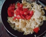 Foto langkah ke 2 dari resep Telur Orak Arik Turki (Menemen ala ala).