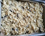 Szilvás morzsasüti recept fázis 6 fotója