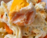 Savanyú krumplileves kolbásszal, és tojással recept fázis 2 fotója