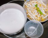 A picture of step 2 of Simple Oyster Omelet with Tapioca Starch.