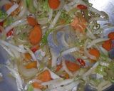 Foto langkah ke 4 dari resep Capcay Udang Kuah Pedas.