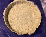 Une image de l'étape 2 de Tarte au thon, oseille et feta (pâte brisée aux algues).