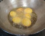 A picture of step 2 of Niramish Aloo Dum.