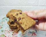 Foto langkah ke 5 dari resep Chocochips Cookie Bars.