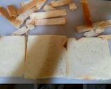 A picture of step 1 of Tuna and mayonnaise sandwich, cheese, pickles.