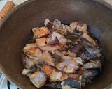 Foto langkah ke 3 dari resep Tuna santan pedas.