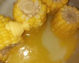 Foto langkah ke 2 dari resep Jagung Rebus Mentega.