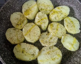 Foto del paso 6 de la receta: Lomo en salsa de naranja y Pedro Jiménez con patatas