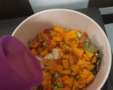 Foto langkah ke 2 dari resep Mpasi 8+ Day 5 : Bubur Kabocha Ayam Tomat.