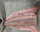 Foto del paso 1 de la receta: Pescado al horno con patatas y zanahorias