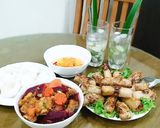 Hình bước làm 2 của món Canh củ dền sườn non