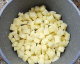 Foto del paso 1 de la receta: 👨‍👩‍👧‍👦 Ensalada de Marce ❤️ Ensalada de papa, huevo y mayonesa 👨‍👩‍👧‍👦