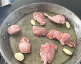 A picture of step 2 of Paella Rice with Rabbit.