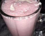 A picture of step 2 of Strawberry creamer.