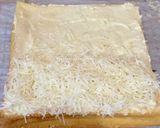 Foto langkah ke 4 dari resep Cream Cheese Roll Cake.