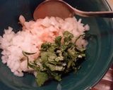 Foto del paso 1 de la receta: Palta rellena con camarones