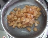 A picture of step 5 of Apple crumble.
