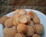 A picture of step 3 of Puff puff.