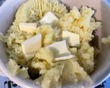 Une image de l'étape 10 de Purée de pommes de terre à l’ail, crème et gingembre.