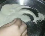 A picture of step 1 of Suji golgappe.