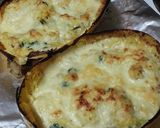 A picture of step 8 of Cheesy Stuffed Spaghetti Squash.