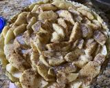 A picture of step 7 of Uruguayan Apple pie.