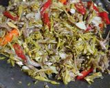 Foto langkah ke 6 dari resep Tumis bunga pepaya teri.