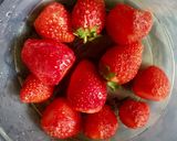 स्ट्रॉबेरी लेमोनेड (strawberry lemonade recipe in Hindi) रेसिपी चरण 2 फोटो