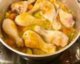 Foto del paso 6 de la receta: Pollo en salsa con pimiento y calabacín