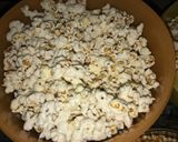 Pattogatott kukorica (vajas) recept fázis 3 fotója